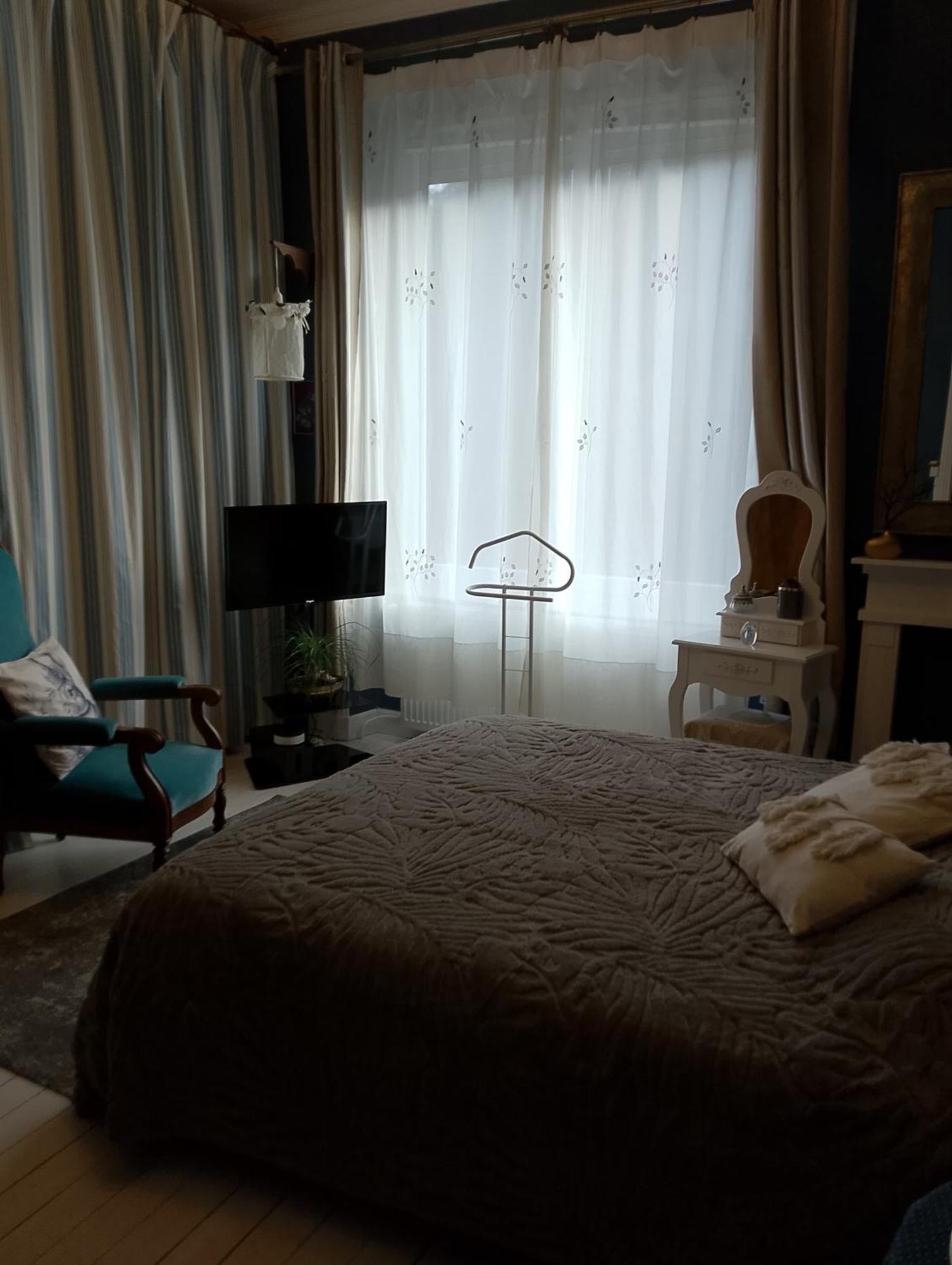 Chambre Bounty, B&B, Cuisine Privee, Lit Queen Size, Terrasse, Parking, Garage Olliergues Eksteriør billede